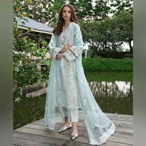 Embroidered Kurta Set brand Republic womenswear Pakistani Indian dress